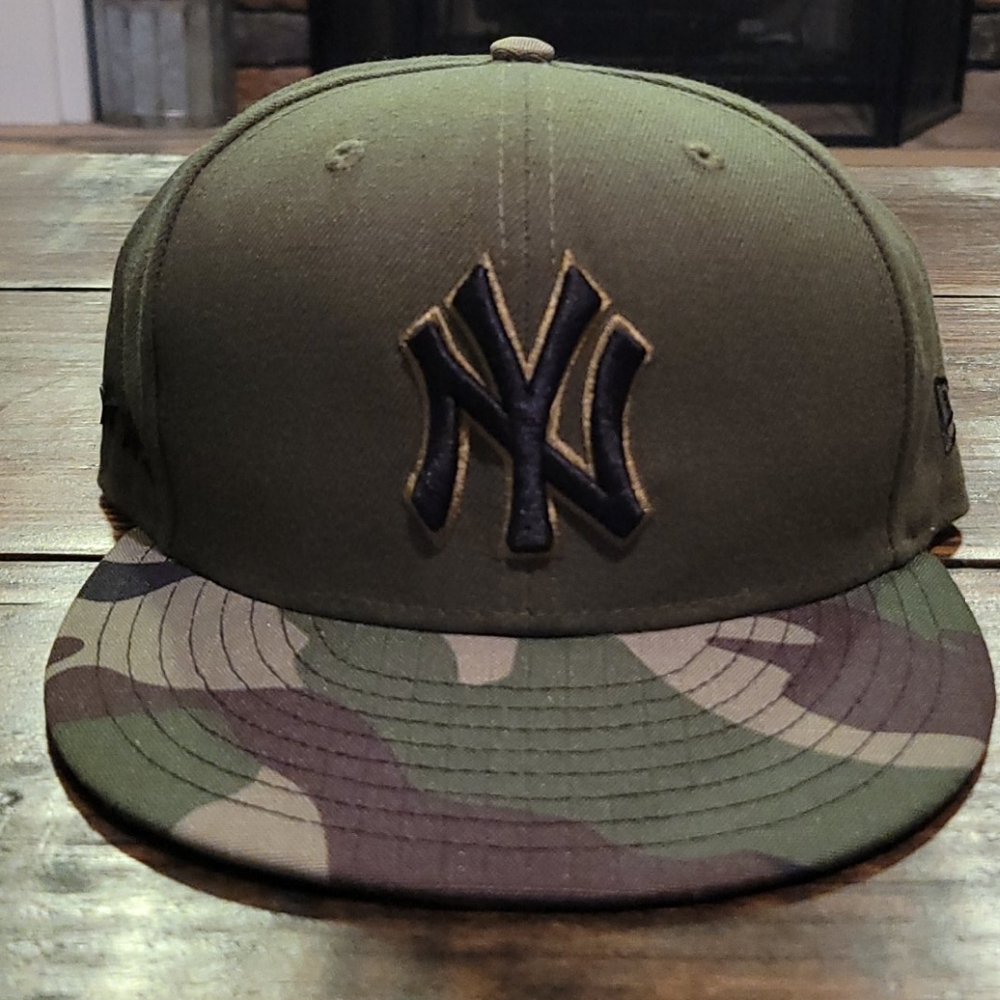 New York Yankees 2017 Memorial Day Fitted Cap